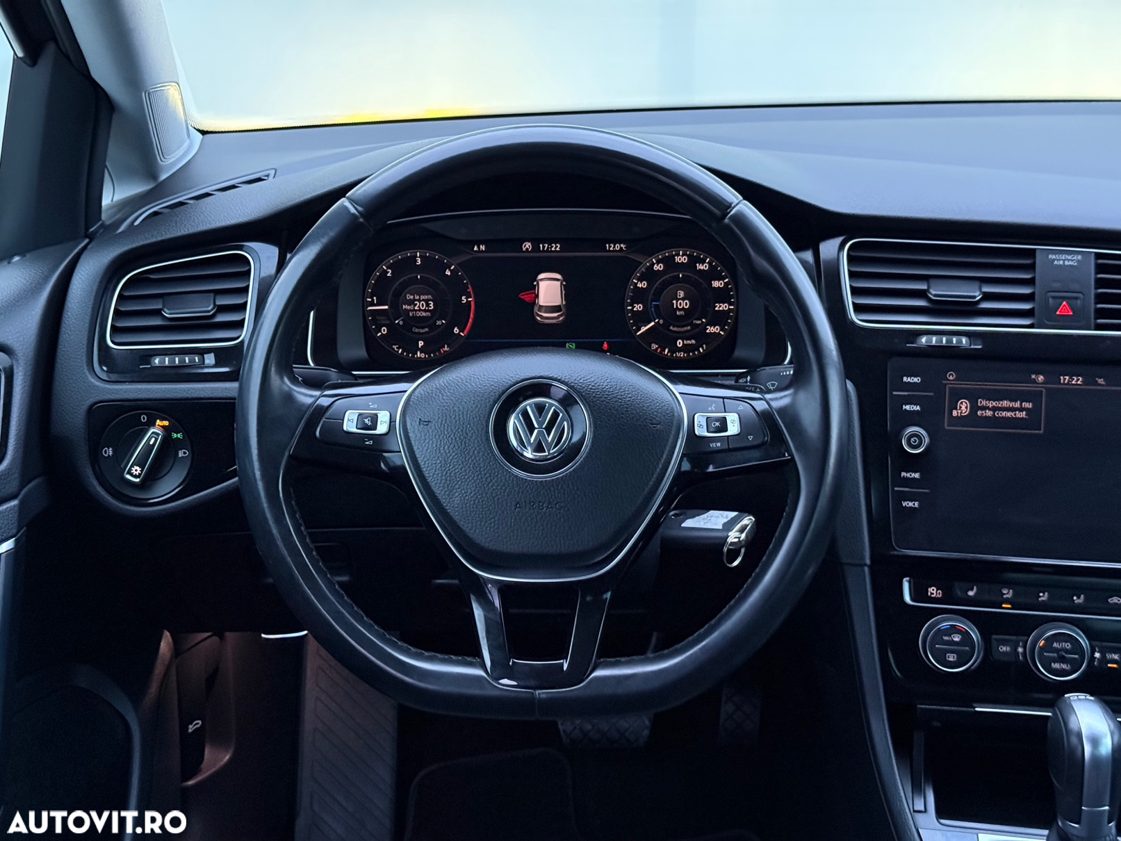Volkswagen Golf 2.0 TDI DSG R-Line - 8
