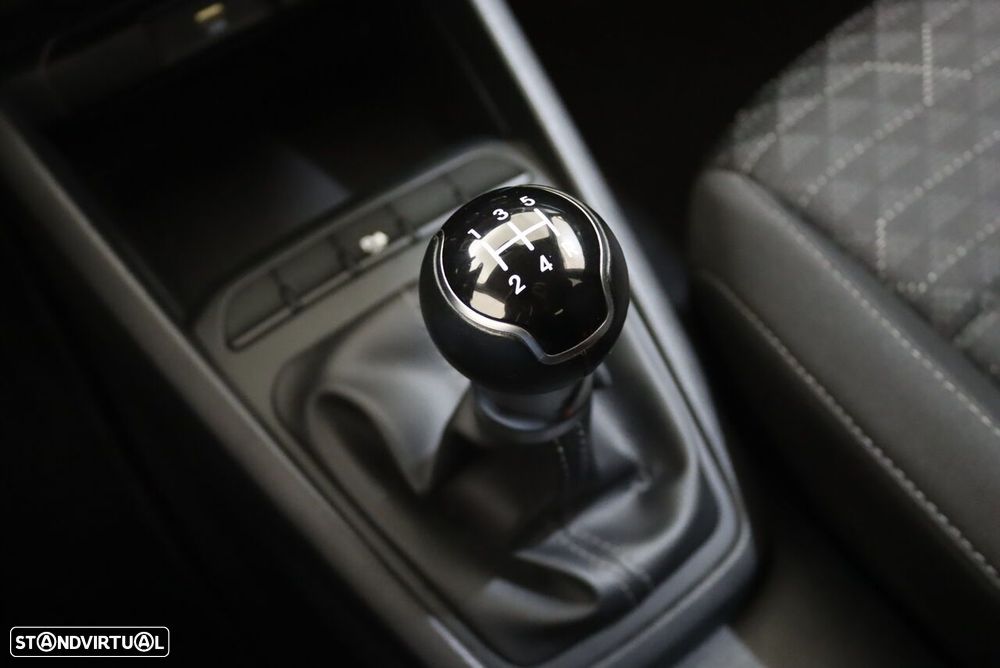 Kia Rio 1.2 CVVT Dynamic - 31