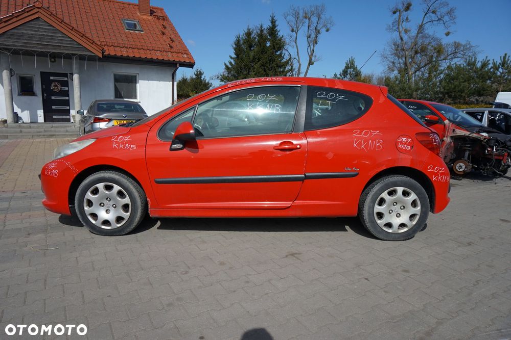 PEUGEOT 207  3D HB 2007 KKNB 1.4 16V EP3C 8FS 95KM 20CQ74 CZERWONY na części - 2