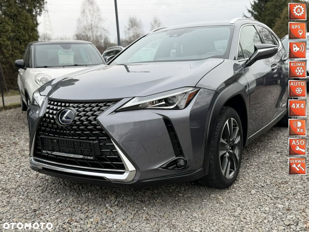 Lexus UX - 1