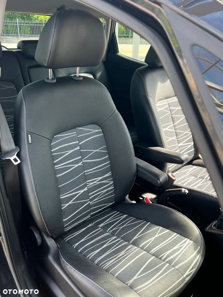 Kia Venga 1.4 Business Line - 15