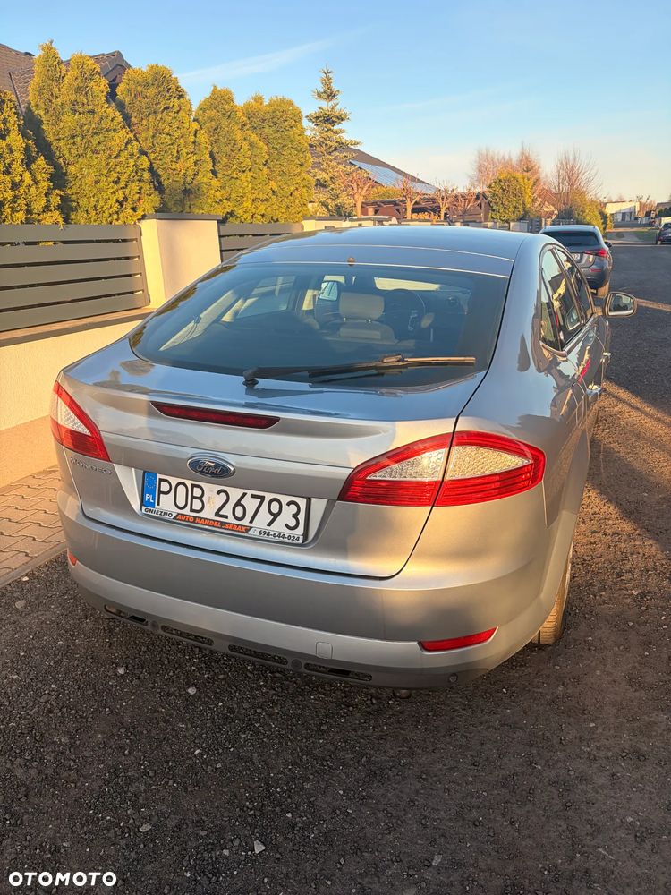 Ford Mondeo 2.5 Ghia - 4