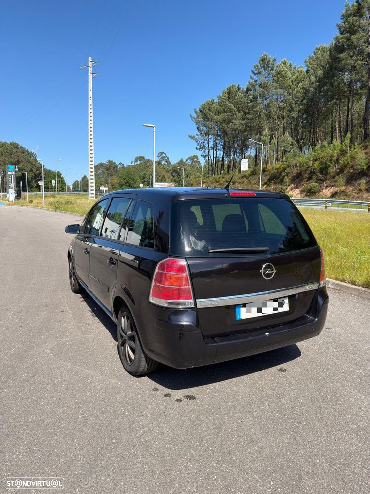 Opel Zafira 1.9 CDTI - 4