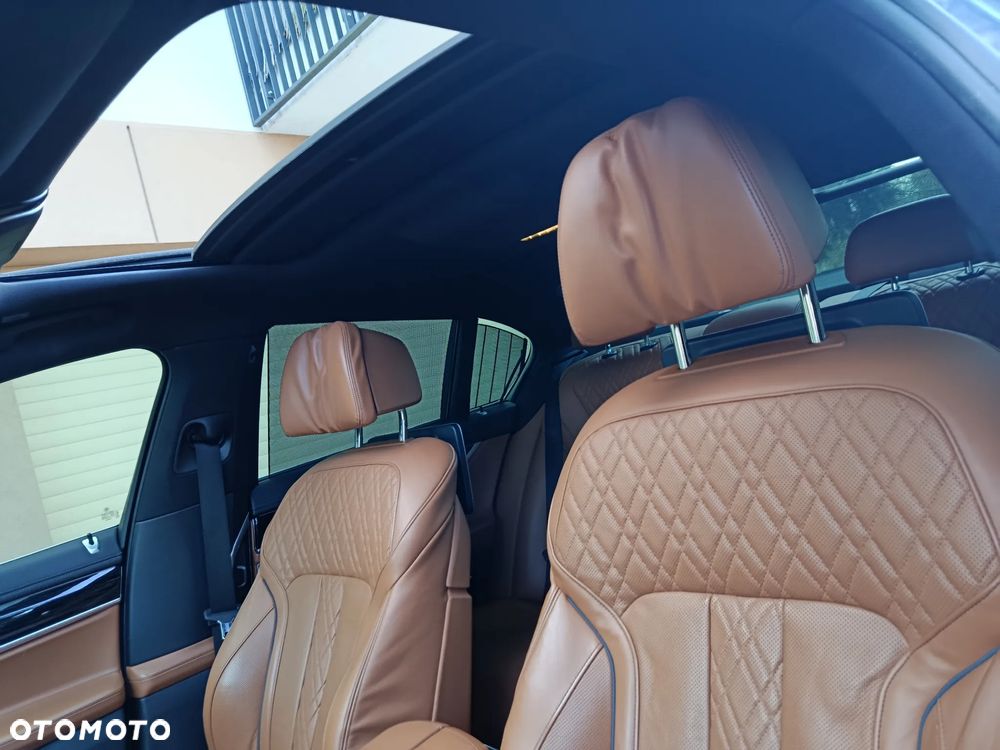 BMW Seria 7 730d xDrive - 17