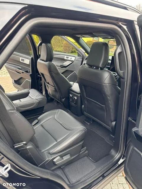 Ford Explorer ver-ecoboost-plug--in-hybrid-st--line - 18