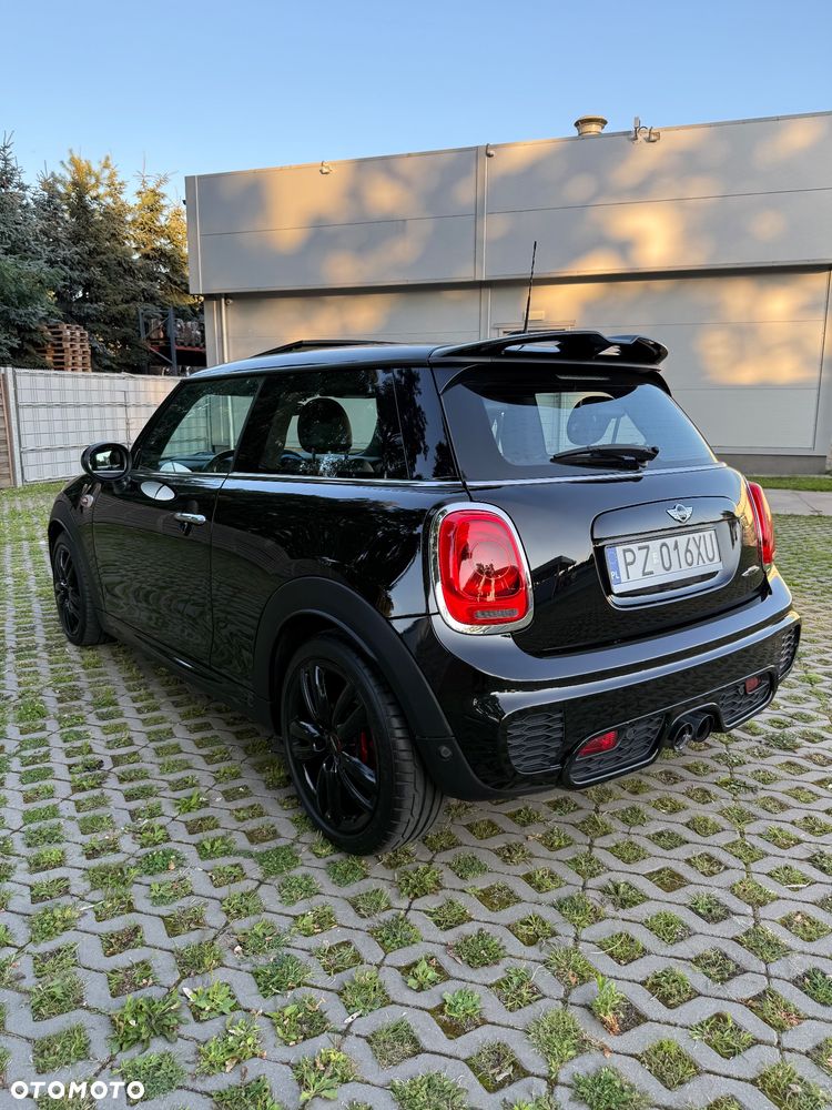 MINI John Cooper Works Standard - 5