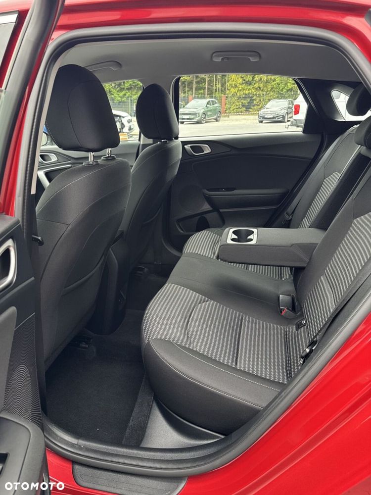 Kia Ceed 1.5 T-GDI M DCT - 26