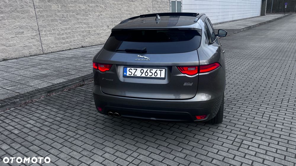 Jaguar F-Pace 20d AWD Prestige - 17