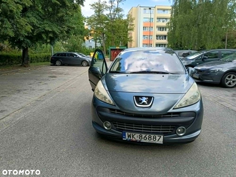 Peugeot 207 1.4 16V Trendy - 1