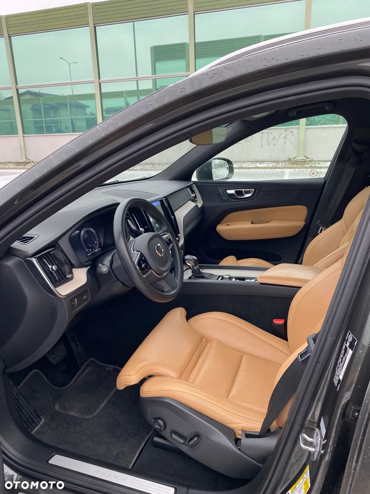 Volvo XC 60 T6 AWD Geartronic Inscription - 9