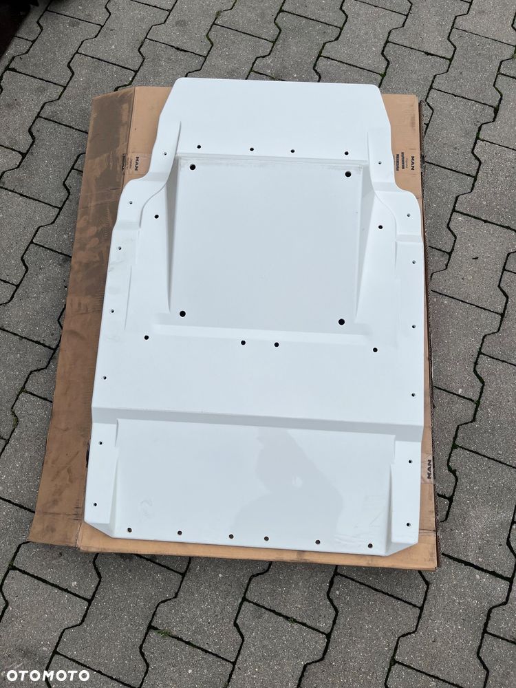 NOWY Błotnik MAN TGX euro 6 chlapacz biały