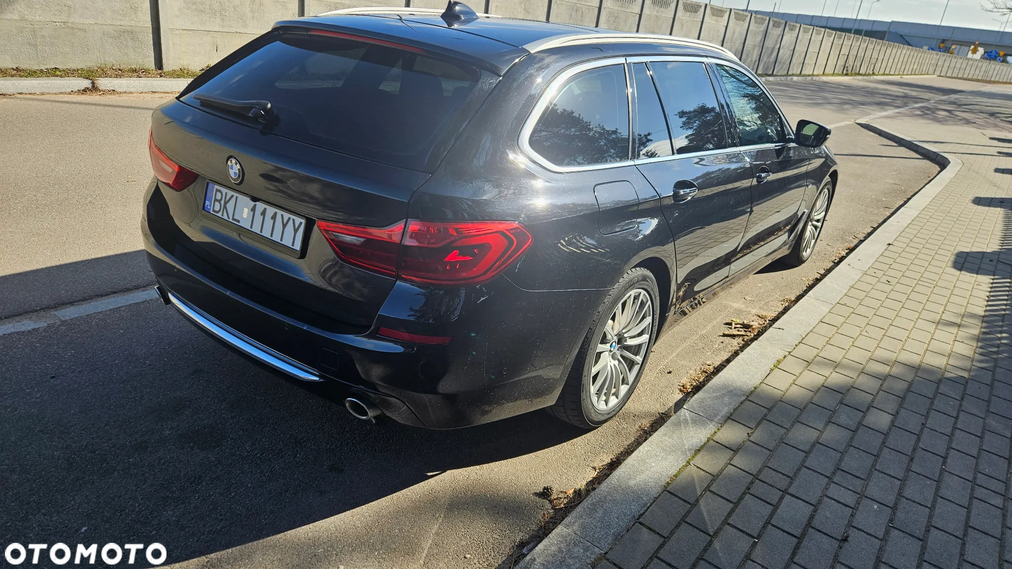 BMW Seria 5 520d Touring Luxury Line - 8
