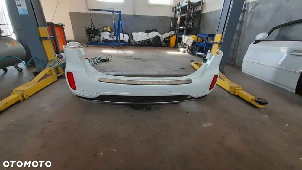 Kia Sorento klapa tył zderzak tył - 2