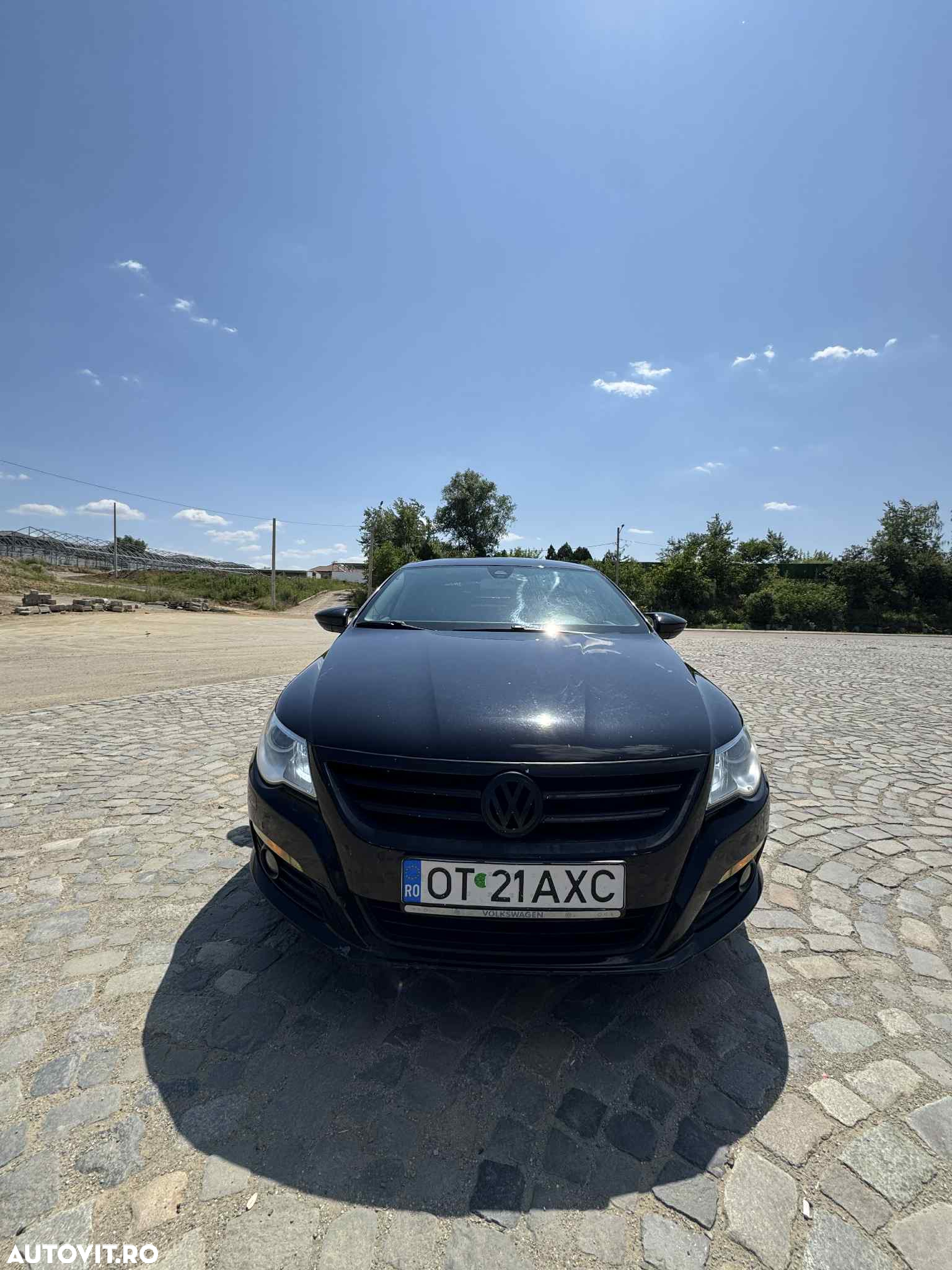 Volkswagen Passat 2.0TDI Sportline DPF DSG - 17