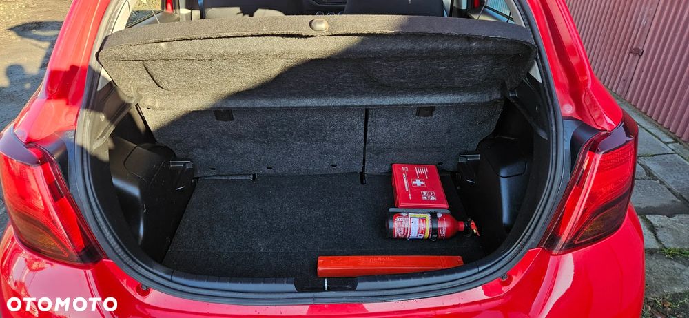 Toyota Yaris 1.33 Sprint EU6 - 9