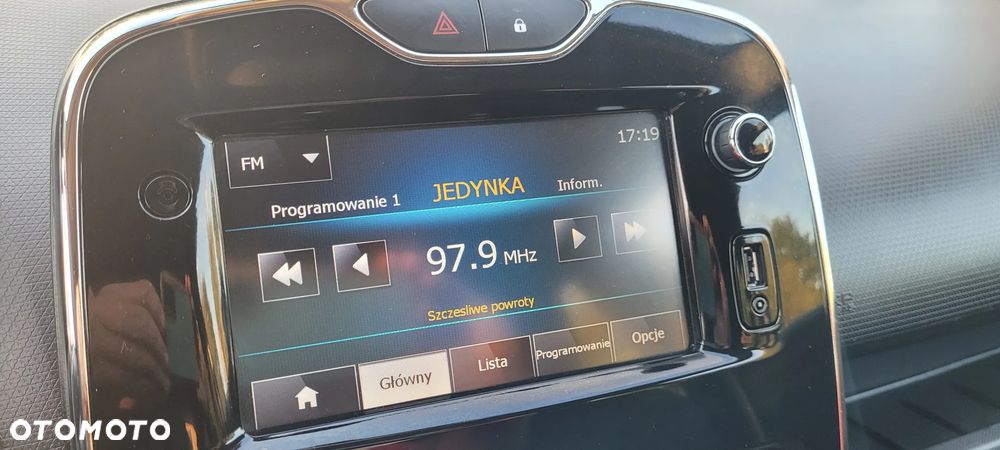 Renault Clio - 26