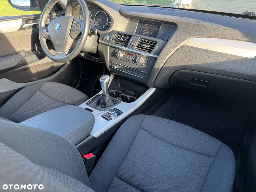 BMW X3 xDrive20d - 8
