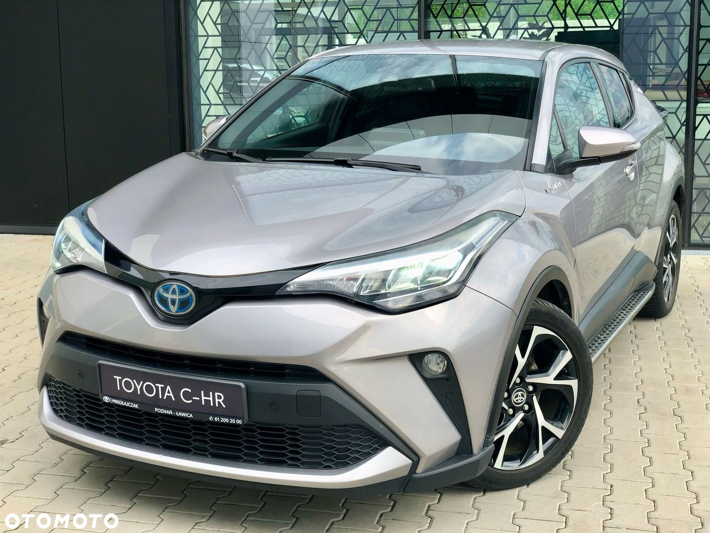Toyota C-HR - 10