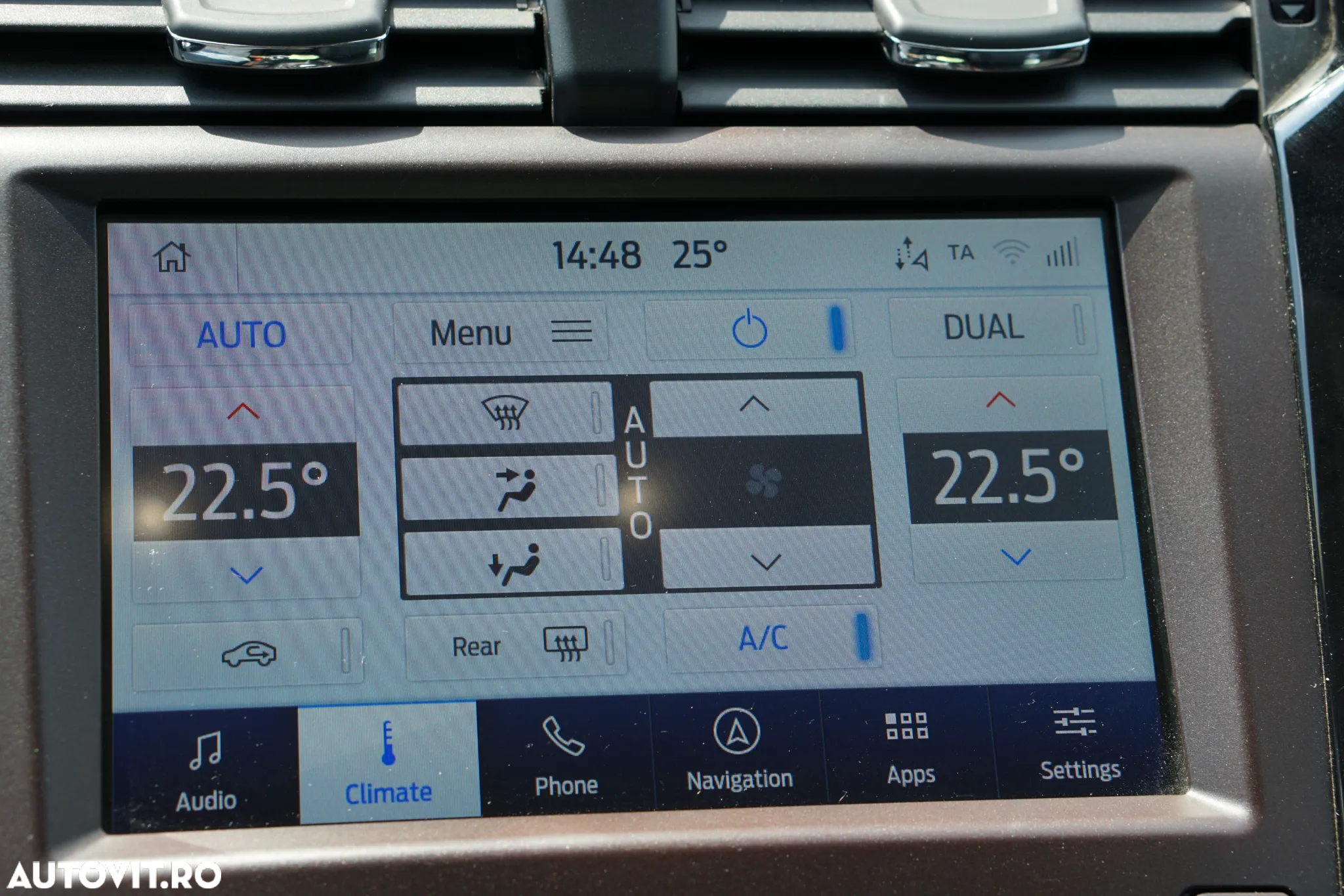 Ford Mondeo 2.0 HEV ST Line High - 25
