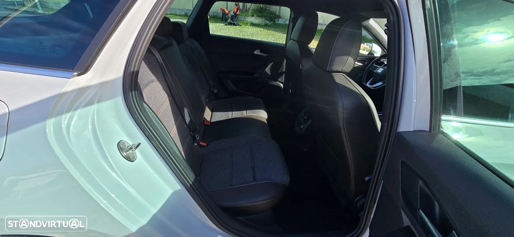 SEAT Leon 1.4 e-Hybrid Xcellence DSG - 13