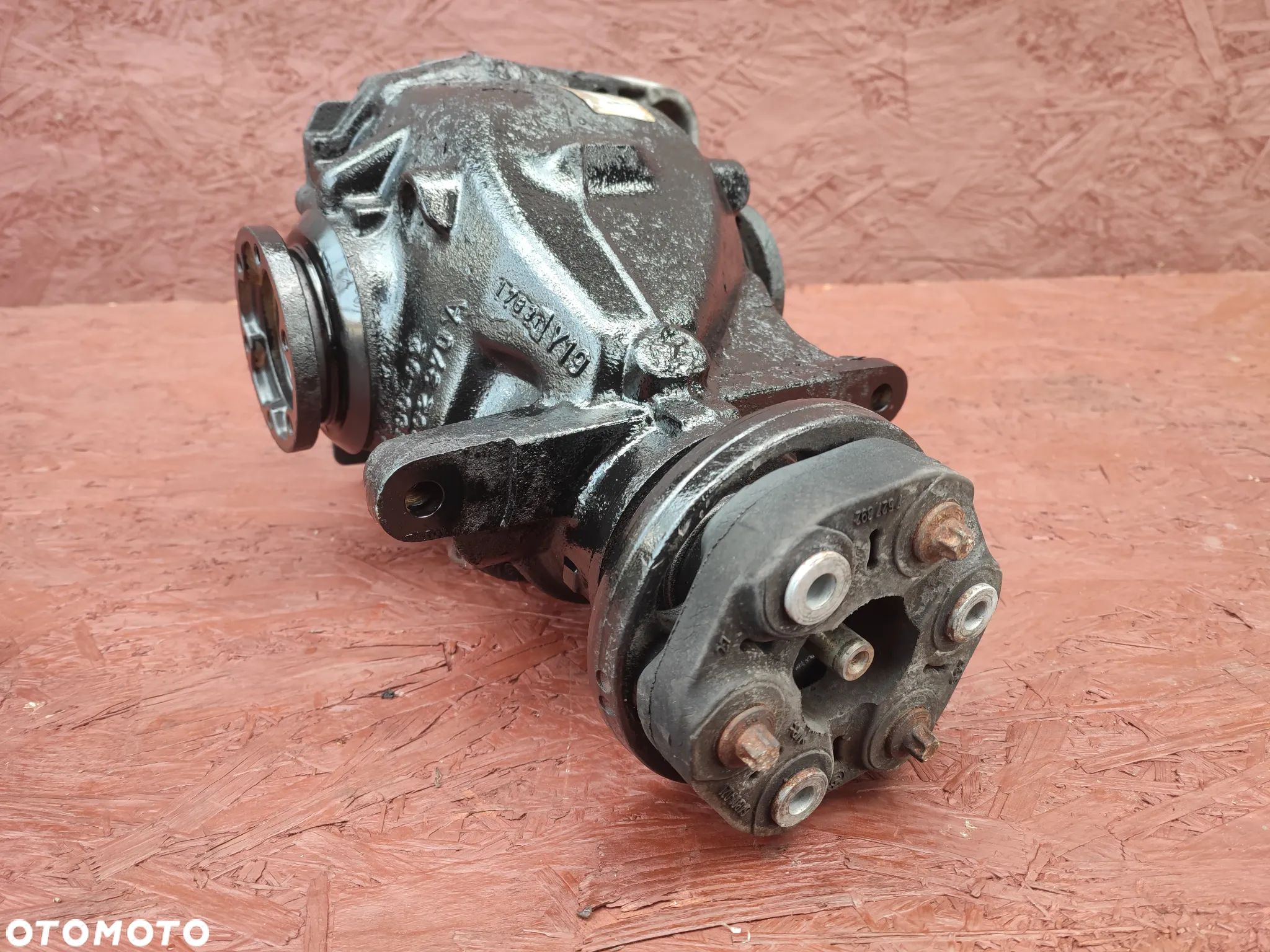 BMW E81 / E82 / E88 / E90LCI / E91 / E92 / E93 ORYGINALNY DYFERENCJAŁ TYŁ / DYFER TYŁ O PRZEŁOŻENIU 3.15 DO SILNIKÓW GAMY N47 ( N47D20 ) POD SKRZYNIĘ AUTOMAT O NR. 33 10 7 591 017 / 33 10 7 572 805 / 33 10 7 591 016 / 33 10 7 572 804 OEM W BARDZO DOBRYM STANIE - 1
