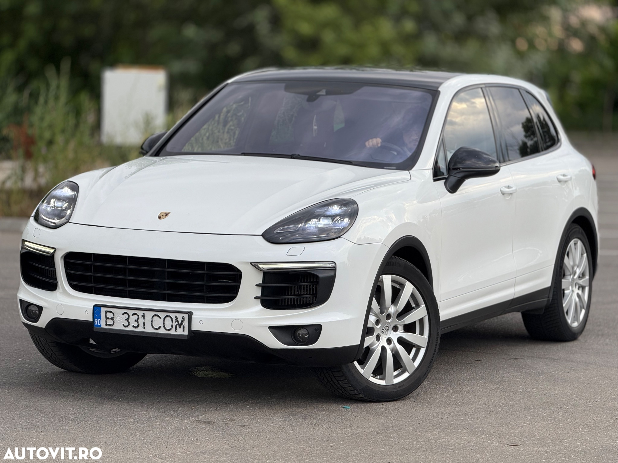 Porsche Cayenne 3.0 L - 2