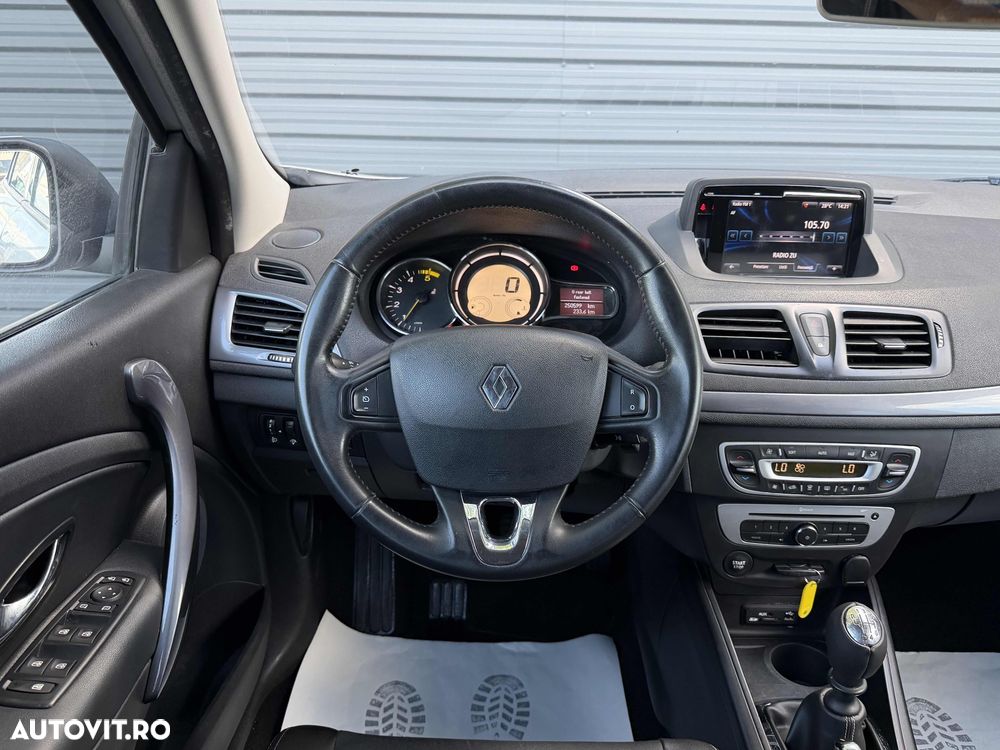 Renault Megane ENERGY dCi 110 EXPERIENCE - 10