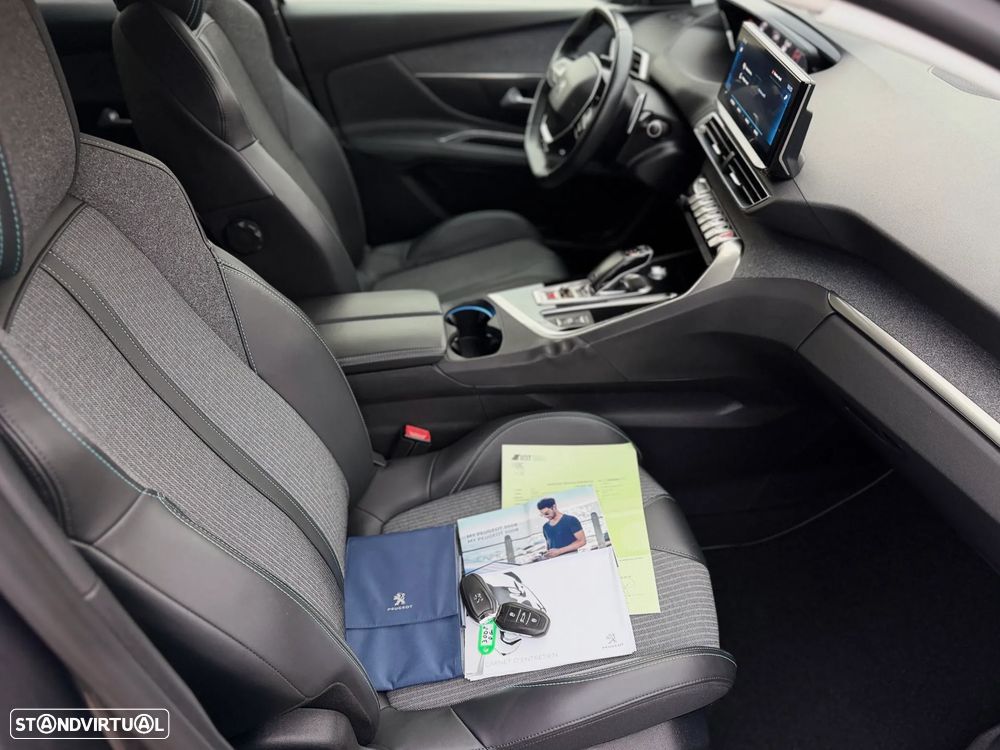Peugeot 3008 1.2 PureTech Allure Pack EAT8 - 13