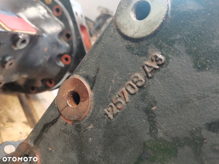 Case IH 5150 Układ planetarny {125708A3 prawa} - 3