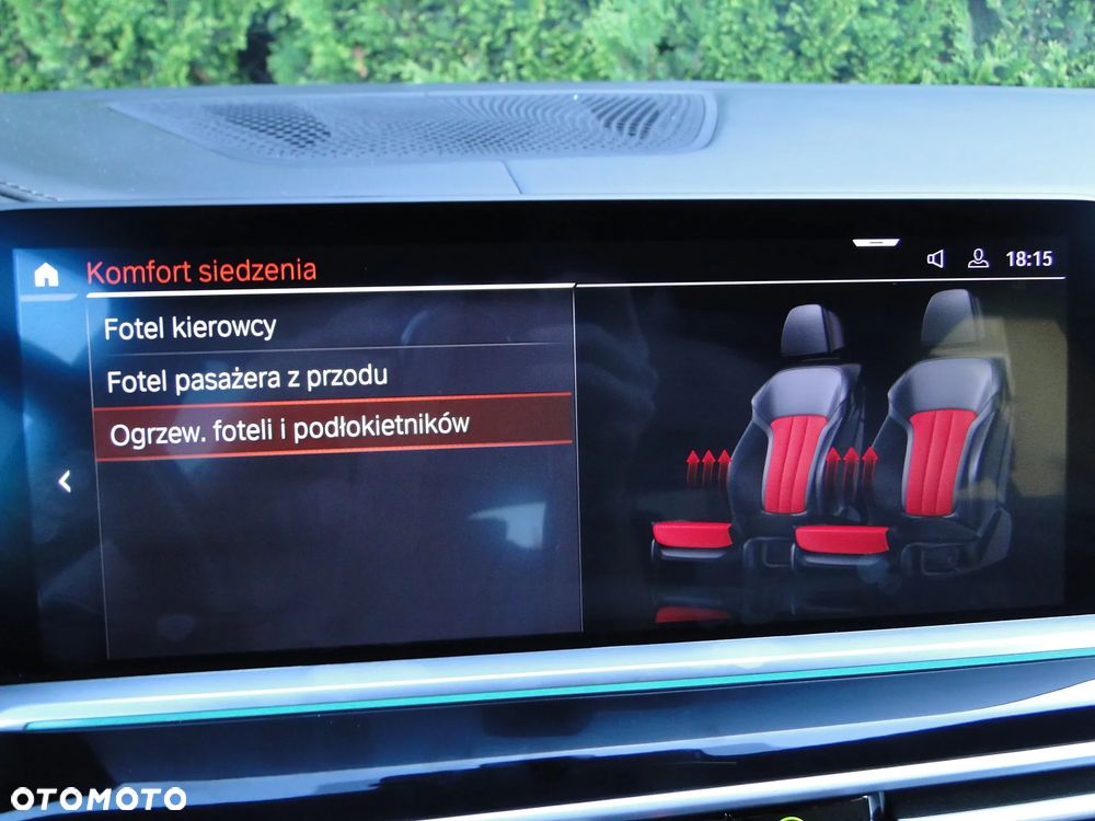 BMW X5 M50i - 38