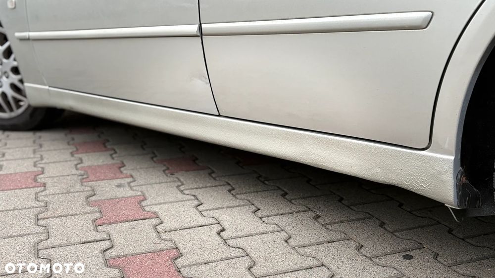 Lexus IS 200 Elegance - 5
