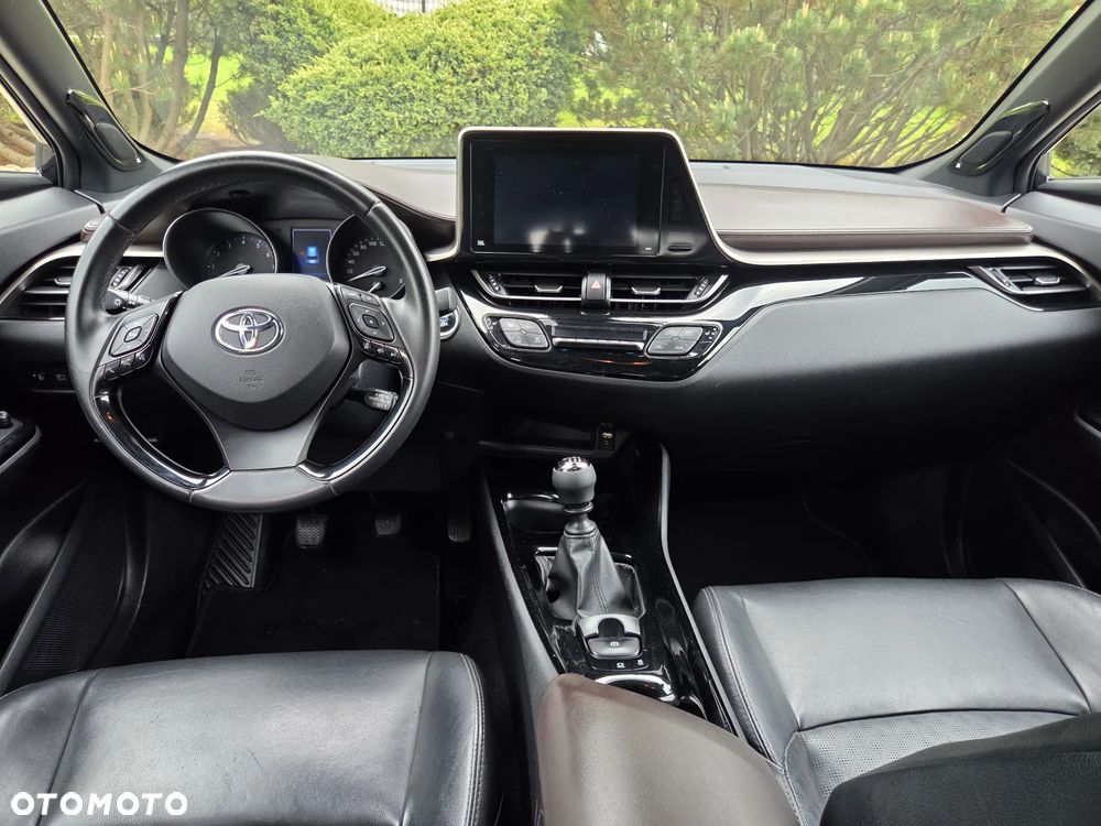 Toyota C-HR 1.2 T Prestige - 27