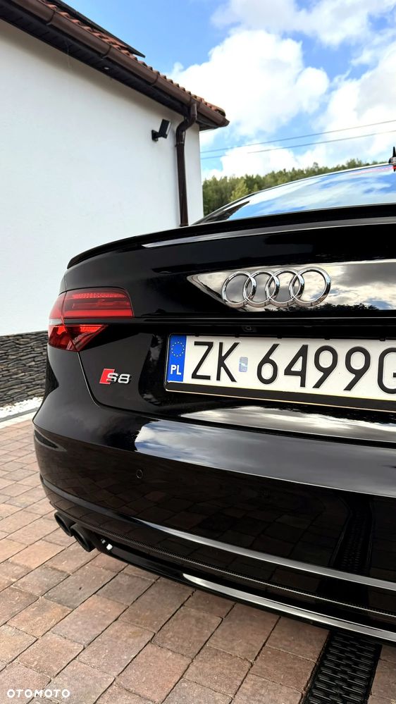 Audi S8 Plus 4.0 TFSI Quattro - 16