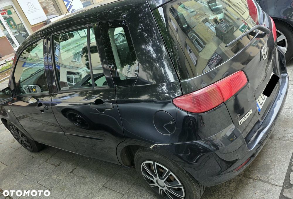 Mazda 2 - 4