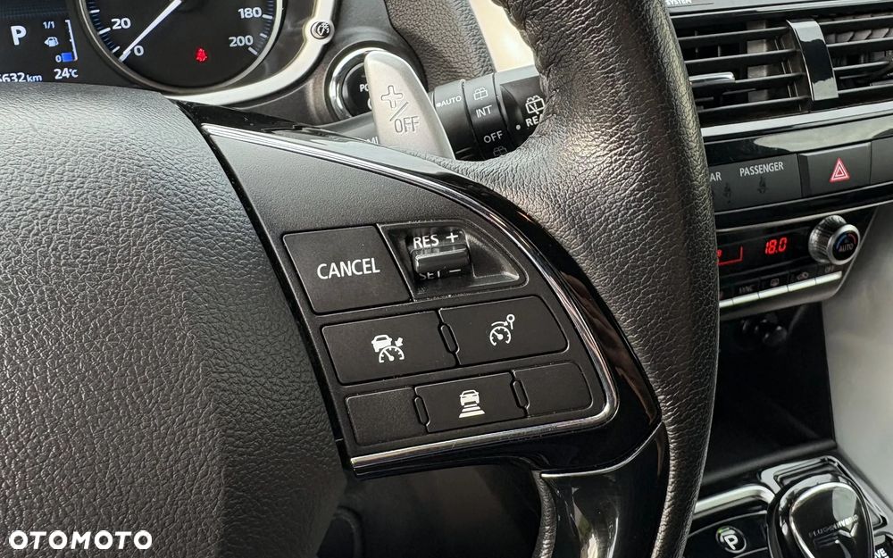 Mitsubishi Eclipse Cross 2.4 PHEV Intense Plus - 32