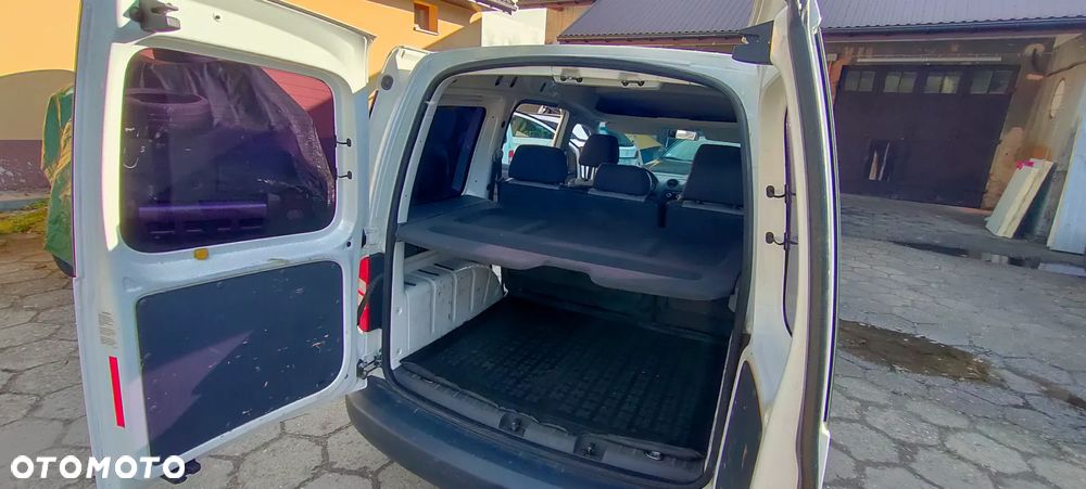 Volkswagen Caddy - 12