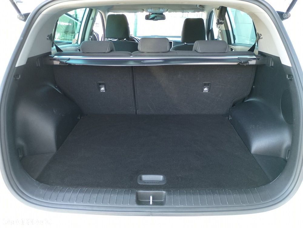 Kia Sportage 1.6 T-GDI M 2WD DCT - 26