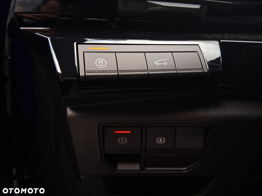 Renault Austral ver-1-2-e--tech-full-hybrid-200-iconic-esprit-alpine-mmt - 23