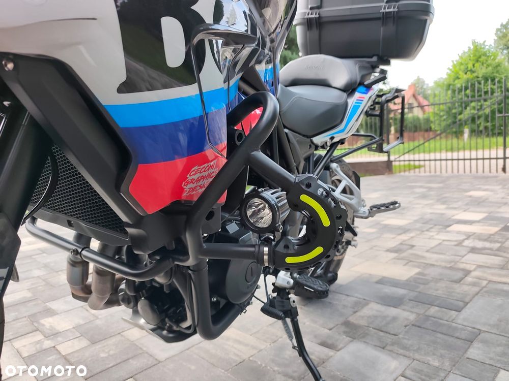 Benelli TRK 502X - 32