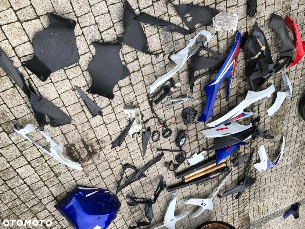Suzuki Gsxr K6 K7 K8 bok osłona bak owiewka  laga - 2