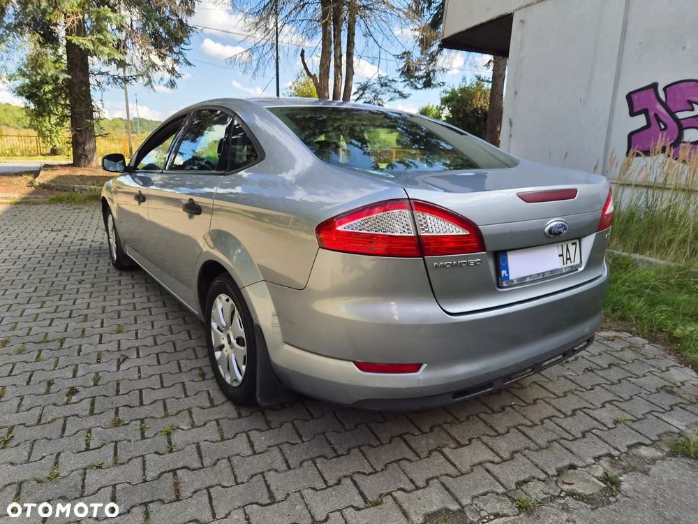 Ford Mondeo 1.8 TDCi Ghia - 16