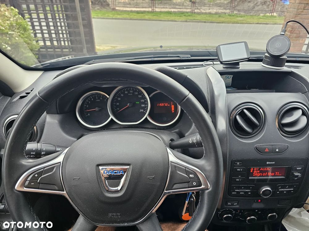 Dacia Duster 1.6 SCe Laureate S&S - 15