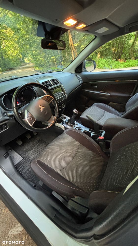 Mitsubishi ASX 1.6 2WD Inform - 23