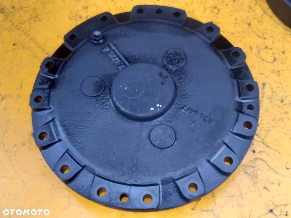 Układ planetarny przedniej osi New Holland T7.230 - 13