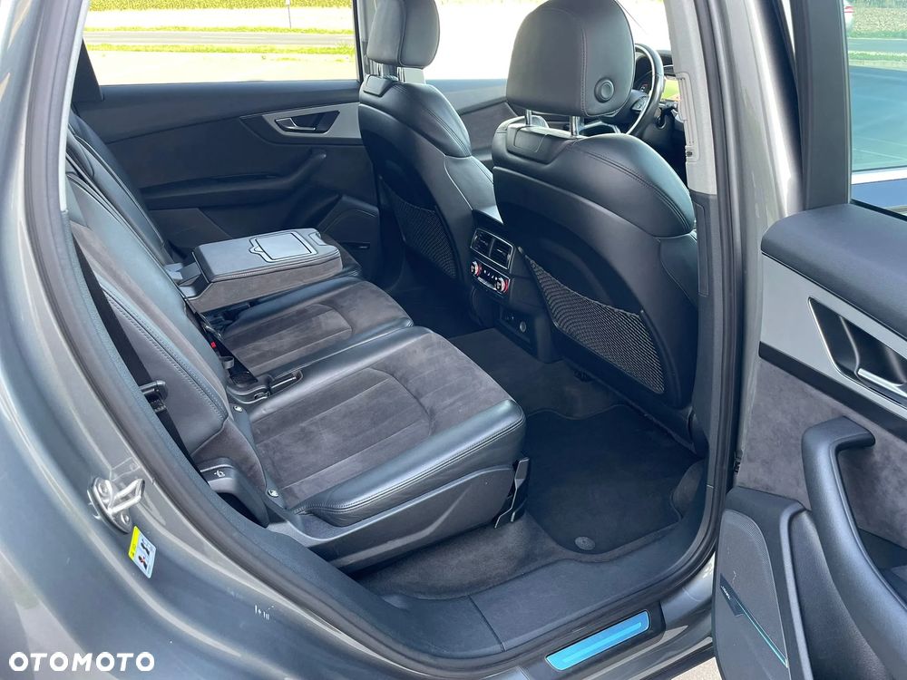 Audi Q7 3.0 TDI ultra Quattro Tiptronic - 23