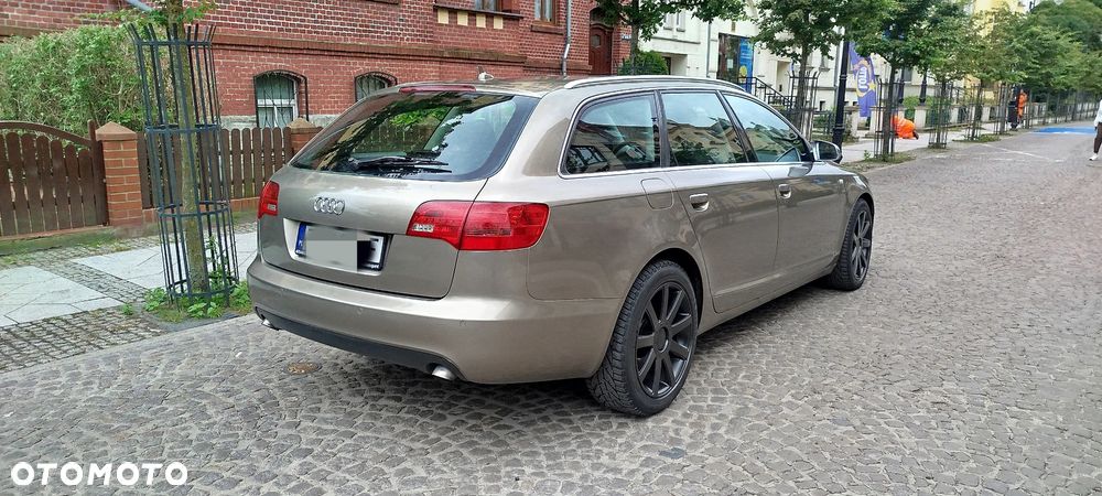Audi A6 Avant - 4