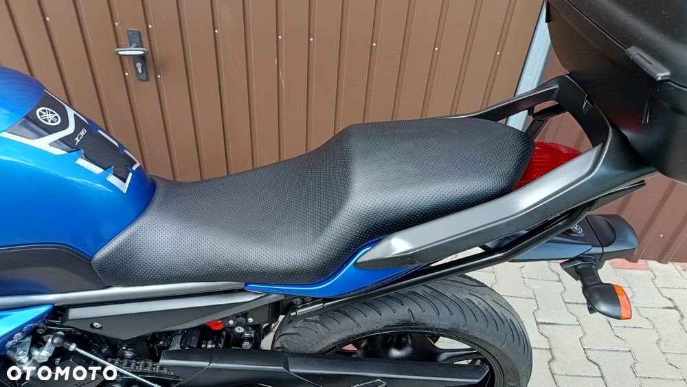 Yamaha XJ - 25