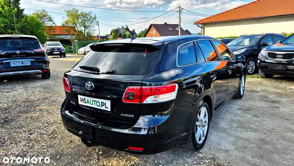 Toyota Avensis Touring Sports 1.8 Executive - 16