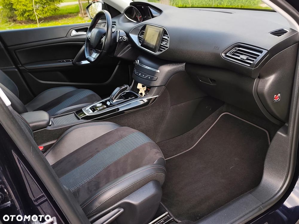 Peugeot 308 PureTech 130 GPF EAT8 Stop & Start Tech Edition - 18