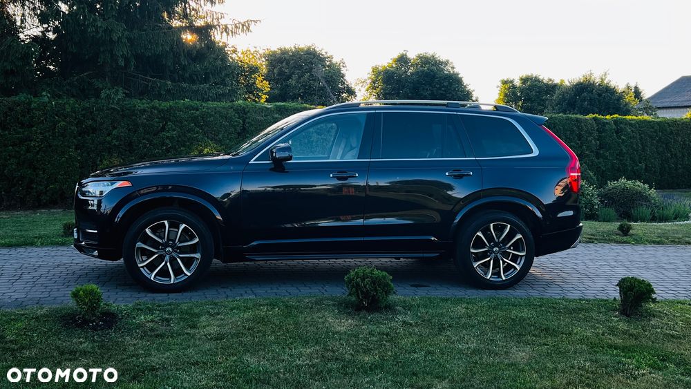 Volvo XC 90 - 7